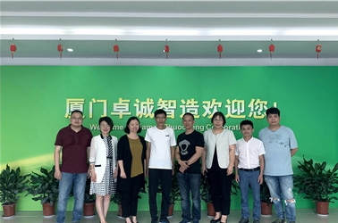 熱烈歡迎“中國縫制機械協(xié)會”蒞臨我司訪問考察